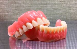 Diş Protezi Çeşitleri