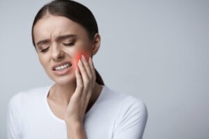 Что вызывает зубную боль?