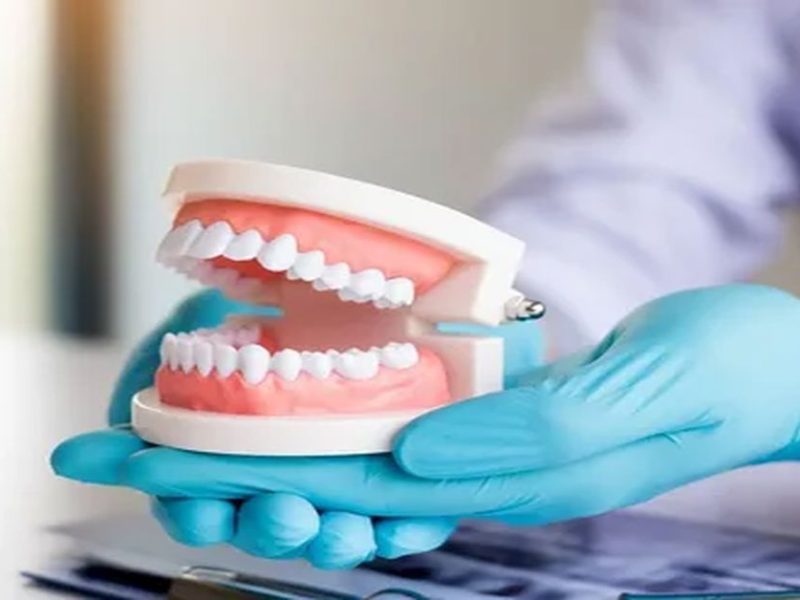 Yaşlılarda Diş Protezi